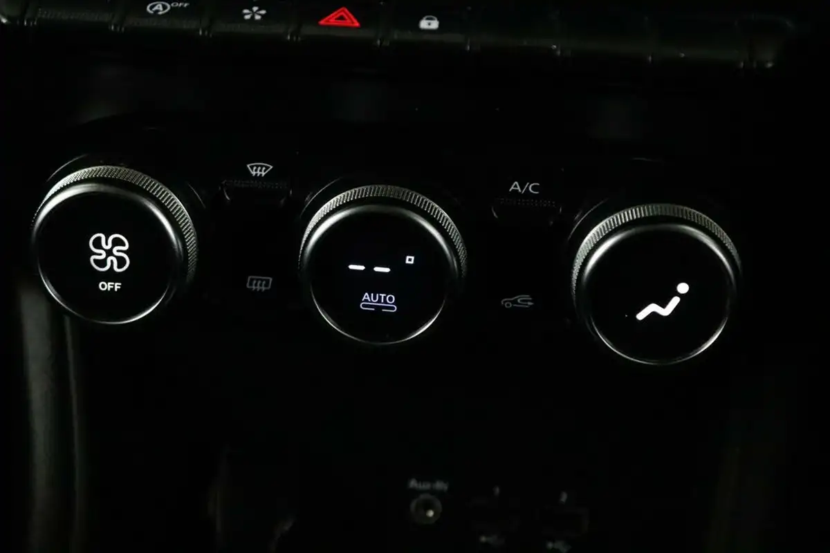 2021-renault-captur-10-tce-s-edition-90ps-big-23
