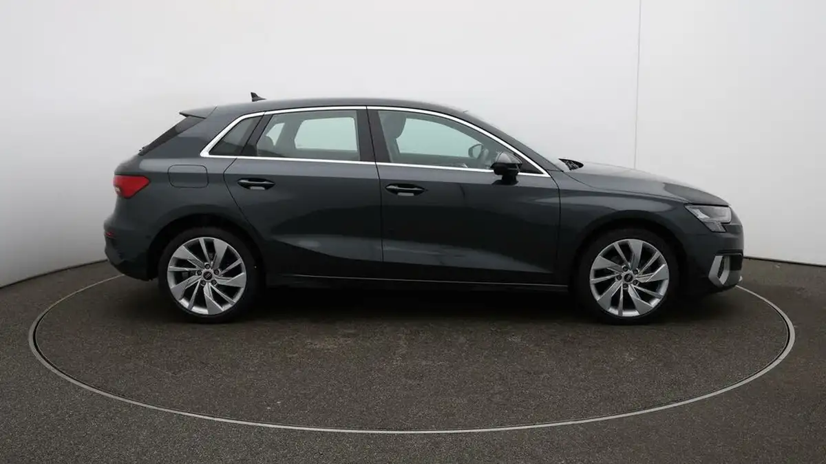 2021-audi-a3-20-35-tdi-sportback-5d-s-tronic-big-42