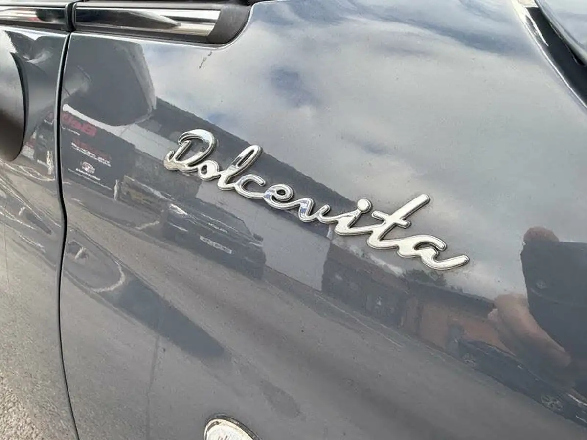 2022-fiat-500-10-dolcevita-big-19