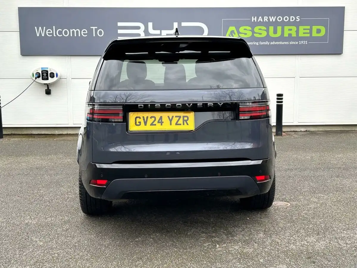 2024-land-rover-discovery-30-d300-dynamic-hse-big-7