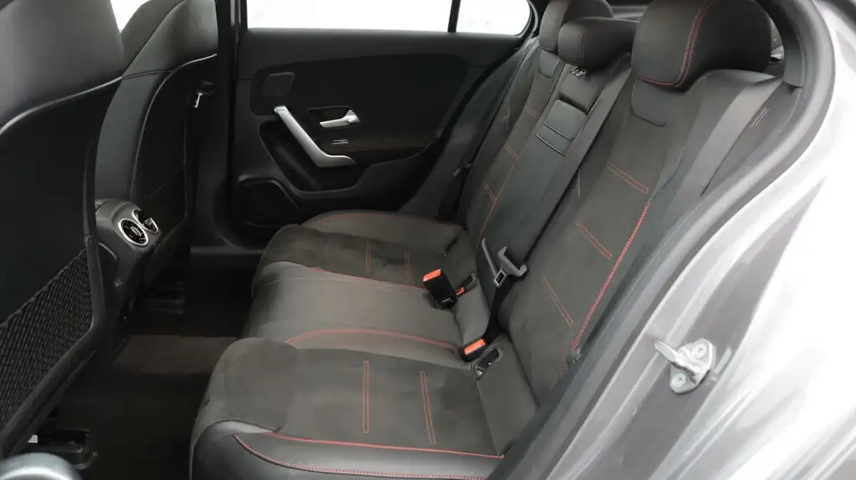 2021-mercedes-benz-a-class-13-a250e-amg-line-premium-plus-saloon-4d-big-16