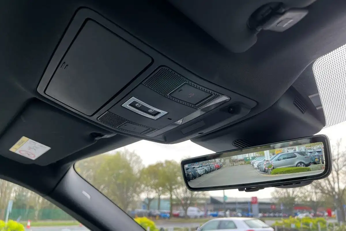 2019-land-rover-range-rover-evoque-20-d240-r-dynamic-hse-big-25
