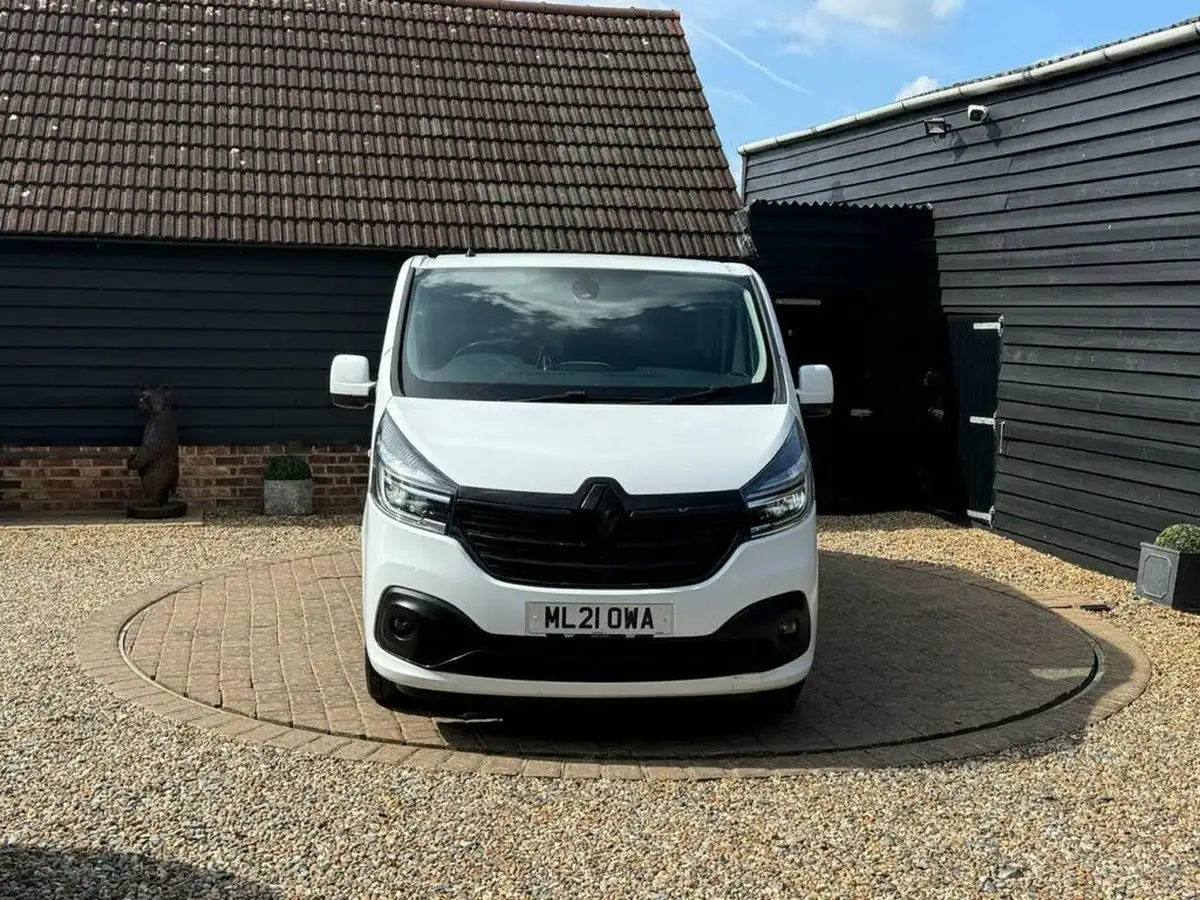 2021-renault-trafic-20dci-sl28-energy-170-black-edition-non-nav-edc-auto-big-3
