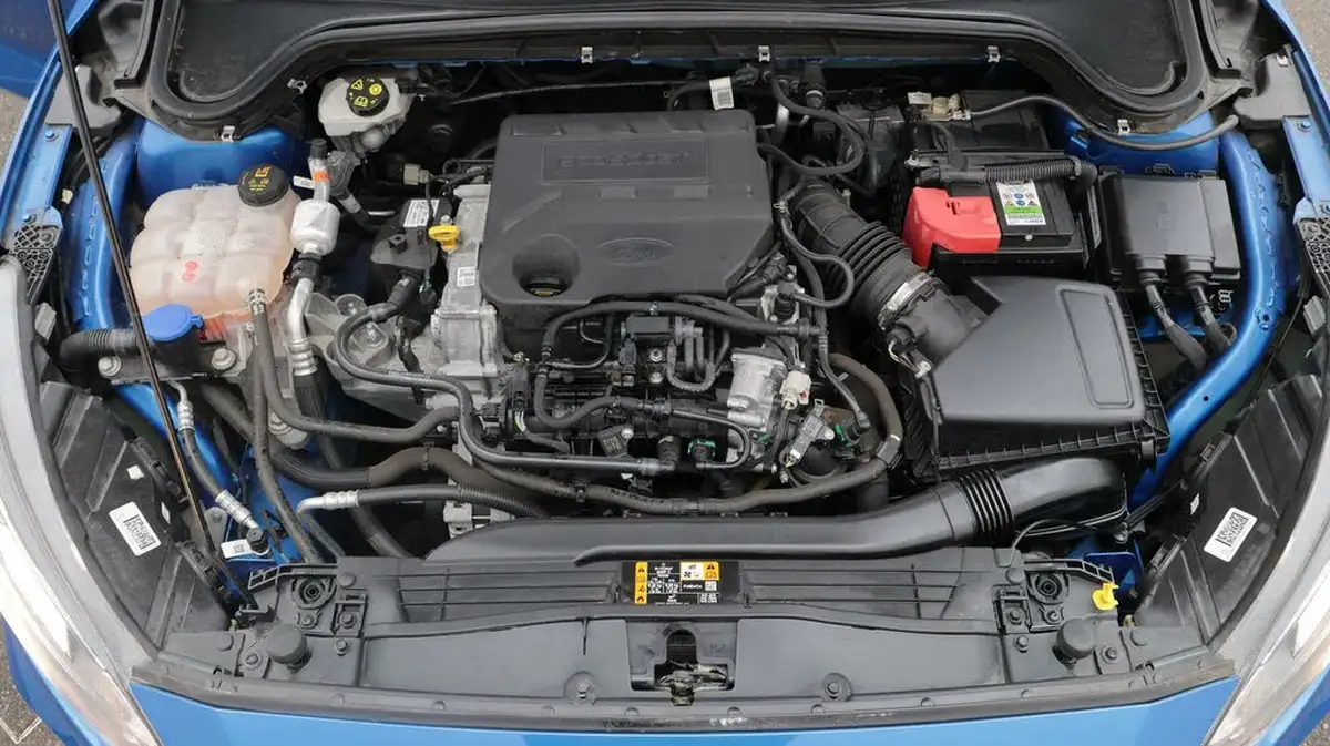 2019-ford-focus-10t-st-line-hatchback-big-19