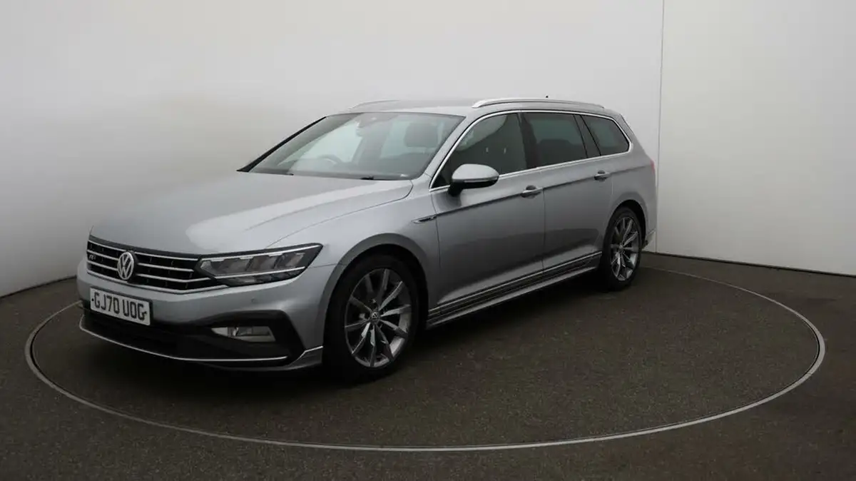 2020-volkswagen-passat-20tdi-r-line-150ps-evo-estate-5d-dsg-big-2