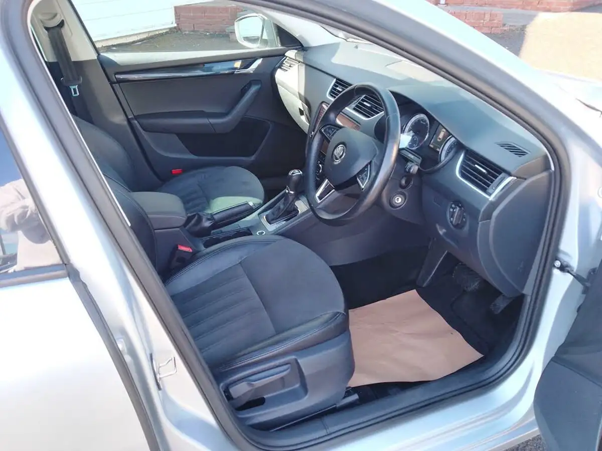 2019-skoda-octavia-20tdi-se-l-estate-dsg-big-37