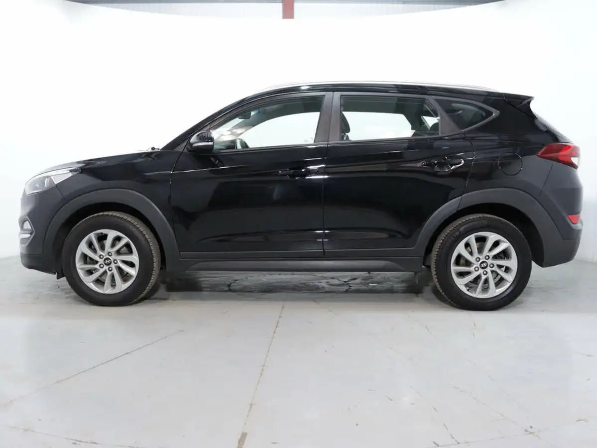 2018-hyundai-tucson-17crdi-blue-drive-se-nav-116ps-big-3
