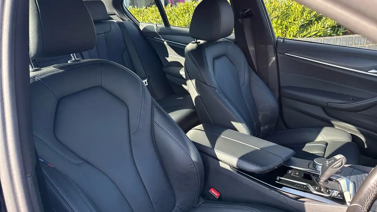 2022-bmw-5-series-20-530e-m-sport-saloon-4d-big-21