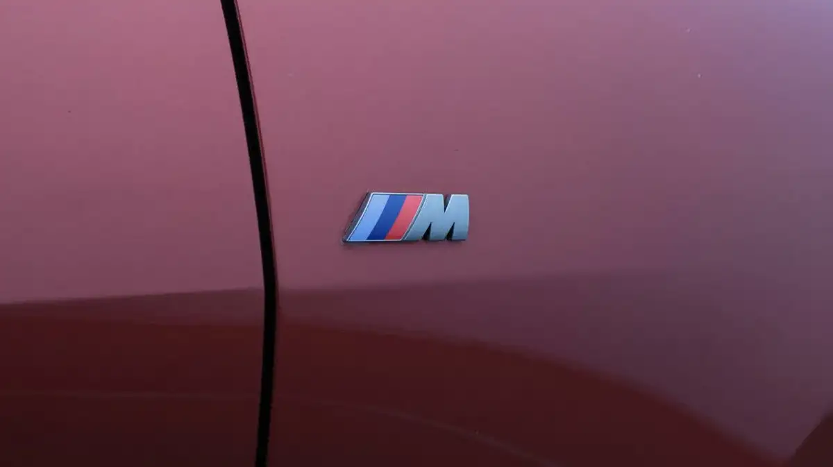 2022-bmw-i4-e-m50-big-24