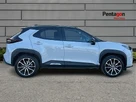 2023-toyota-yaris-cross-15-vvt-i-gr-sport-small-10