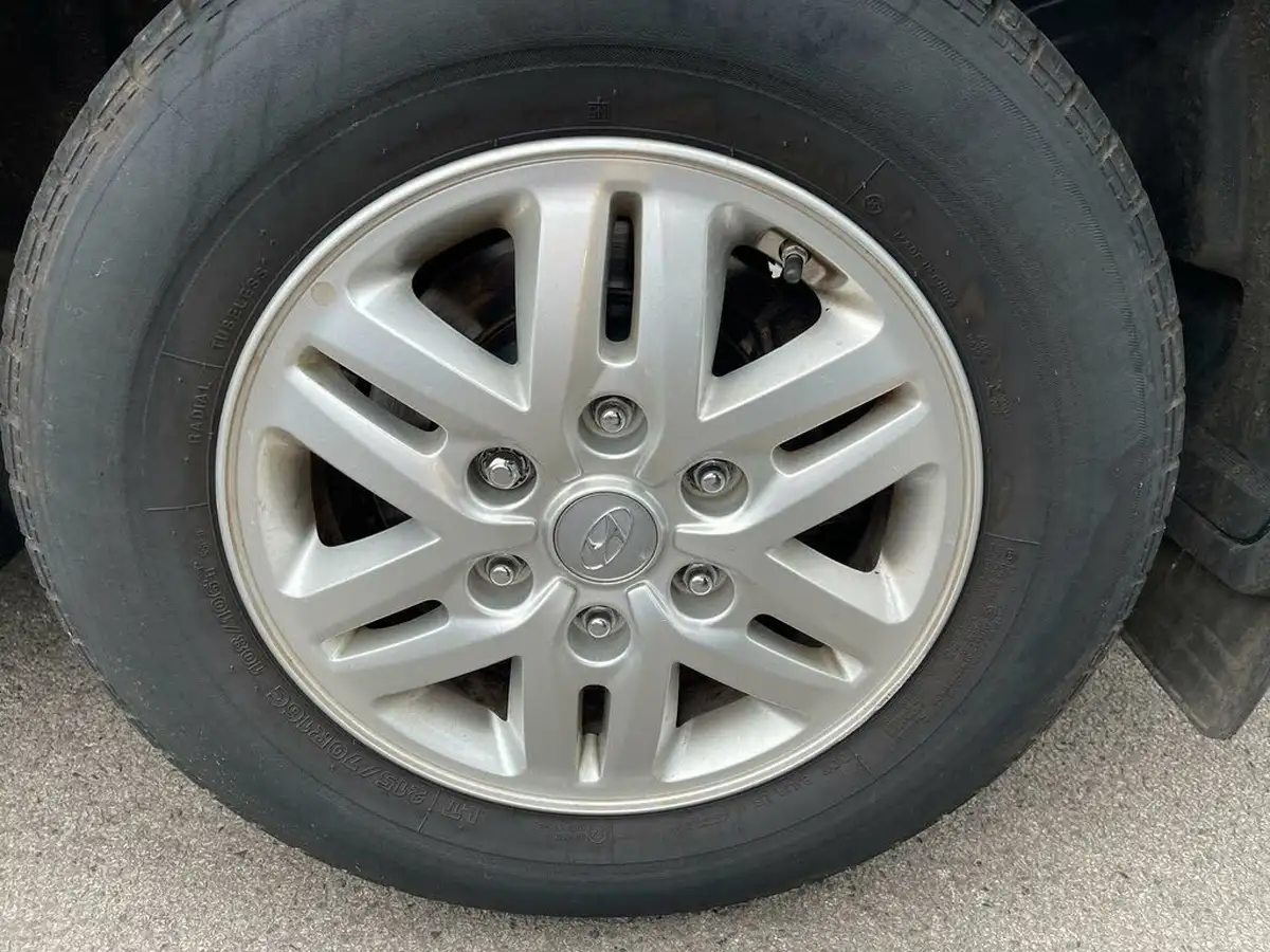 2019-hyundai-i800-25crdi-se-nav-136ps-big-31