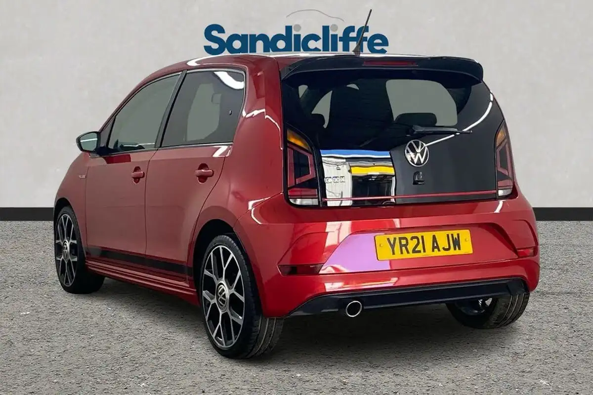 2021-volkswagen-up-10-gti-5d-big-5