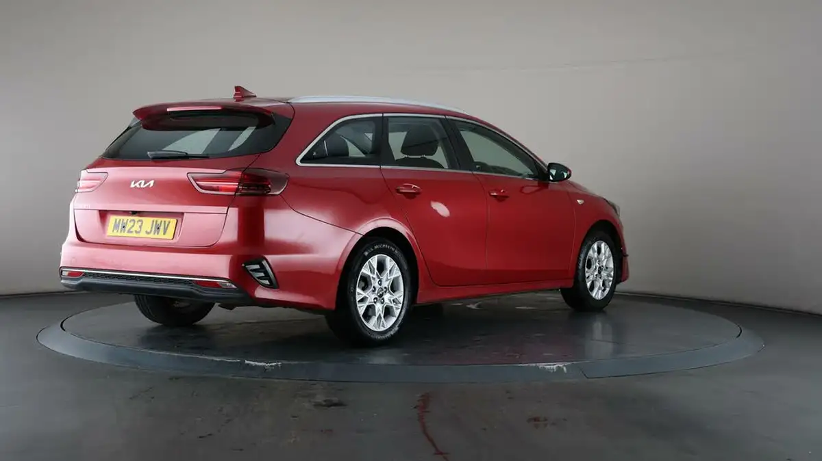 2023-kia-ceed-15-t-gdi-2-158bhp-sportswagon-big-57
