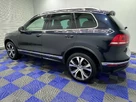 2017-volkswagen-touareg-30tdi-r-line-204ps-ss-2970cc-small-8