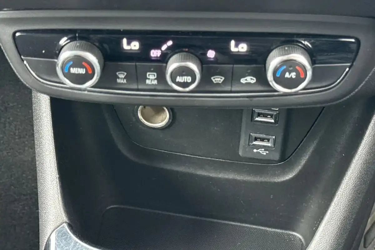 2020-vauxhall-crossland-x-12-business-edition-nav-130ps-turbo-big-21