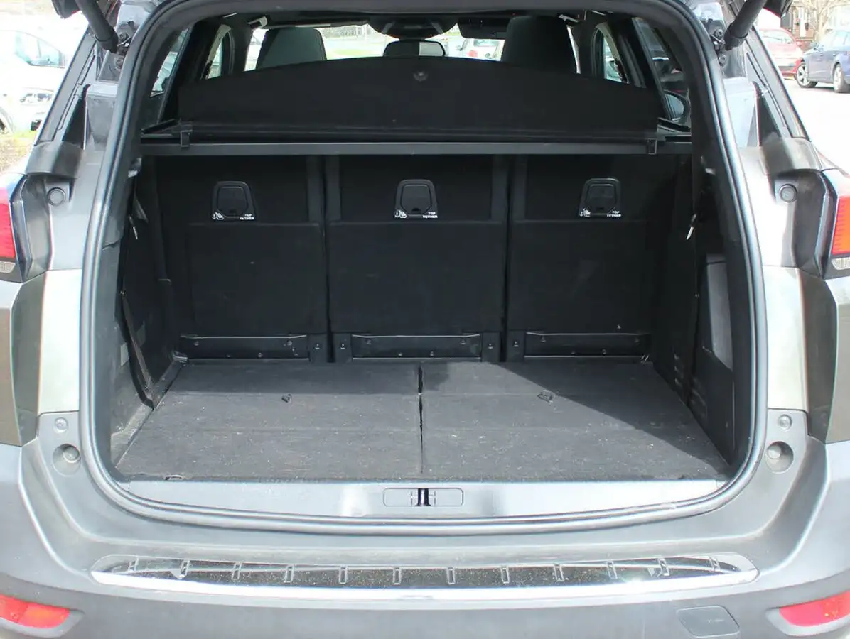 2019-peugeot-5008-suv-12-puretech-gt-line-premium-eat8-big-45