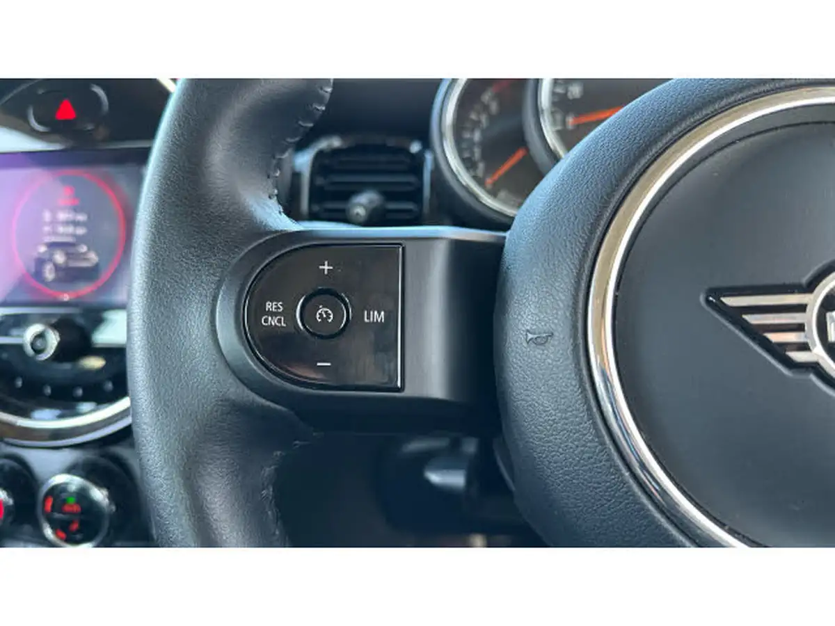 2022-mini-cooper-15-cooper-classic-premium-hatchback-5d-auto-big-16