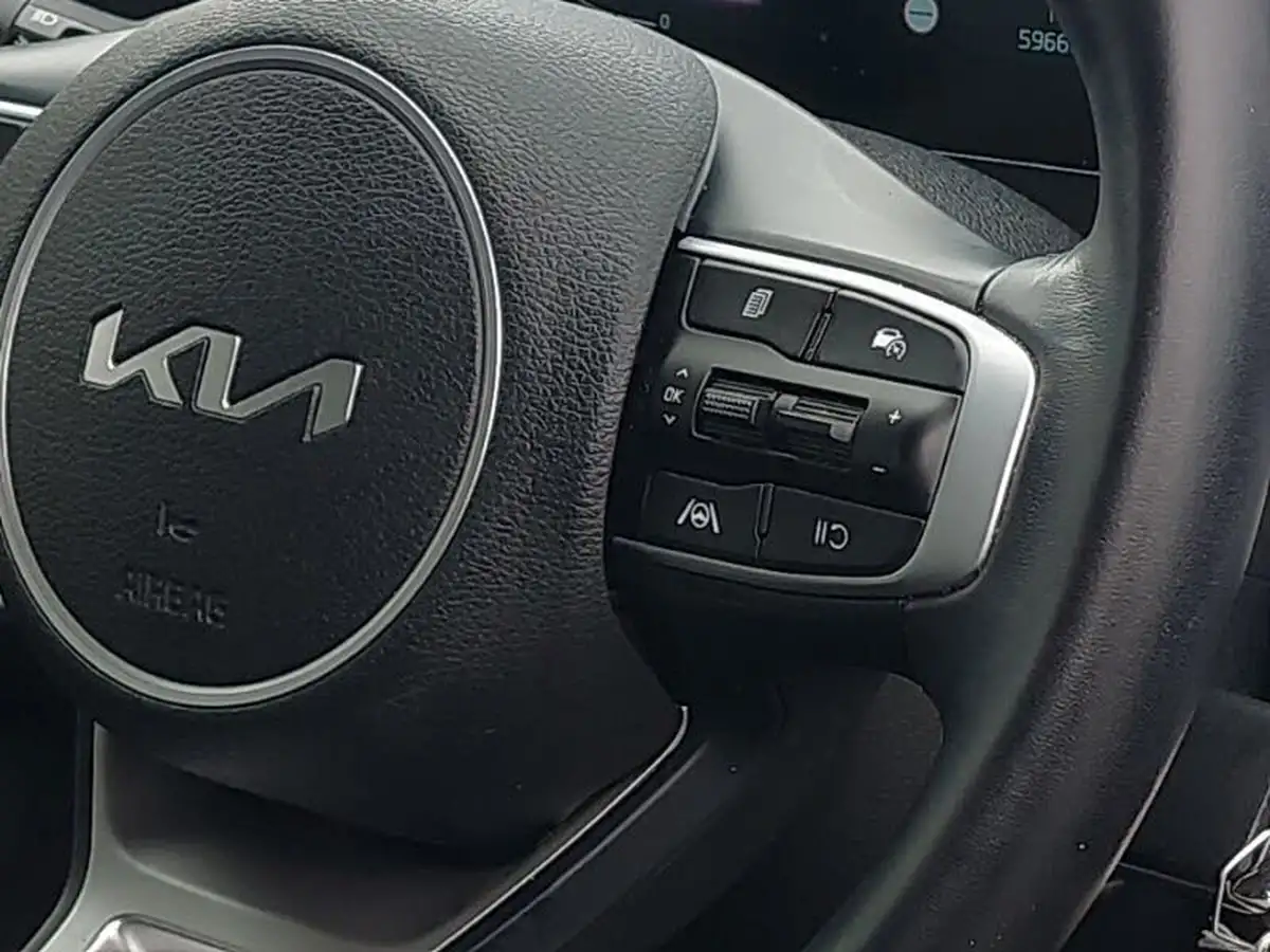 2023-kia-sportage-16-t-gdi-2-148bhp-big-12
