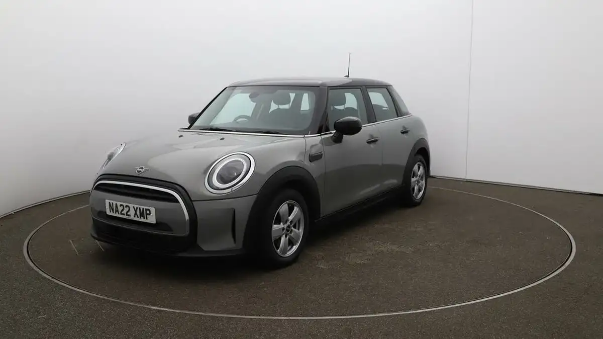2022-mini-cooper-15-cooper-classic-hatchback-5d-big-27