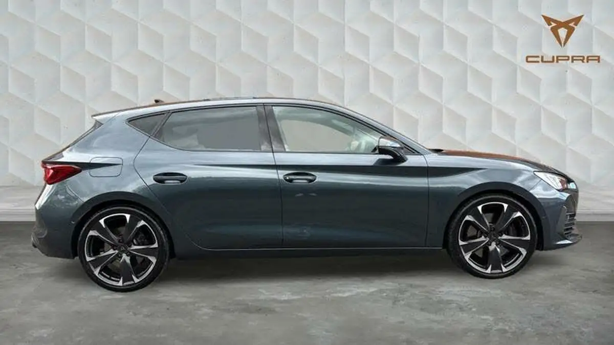 2023-cupra-leon-nf-20-tsi-vz2-300ps-hatchback-big-3