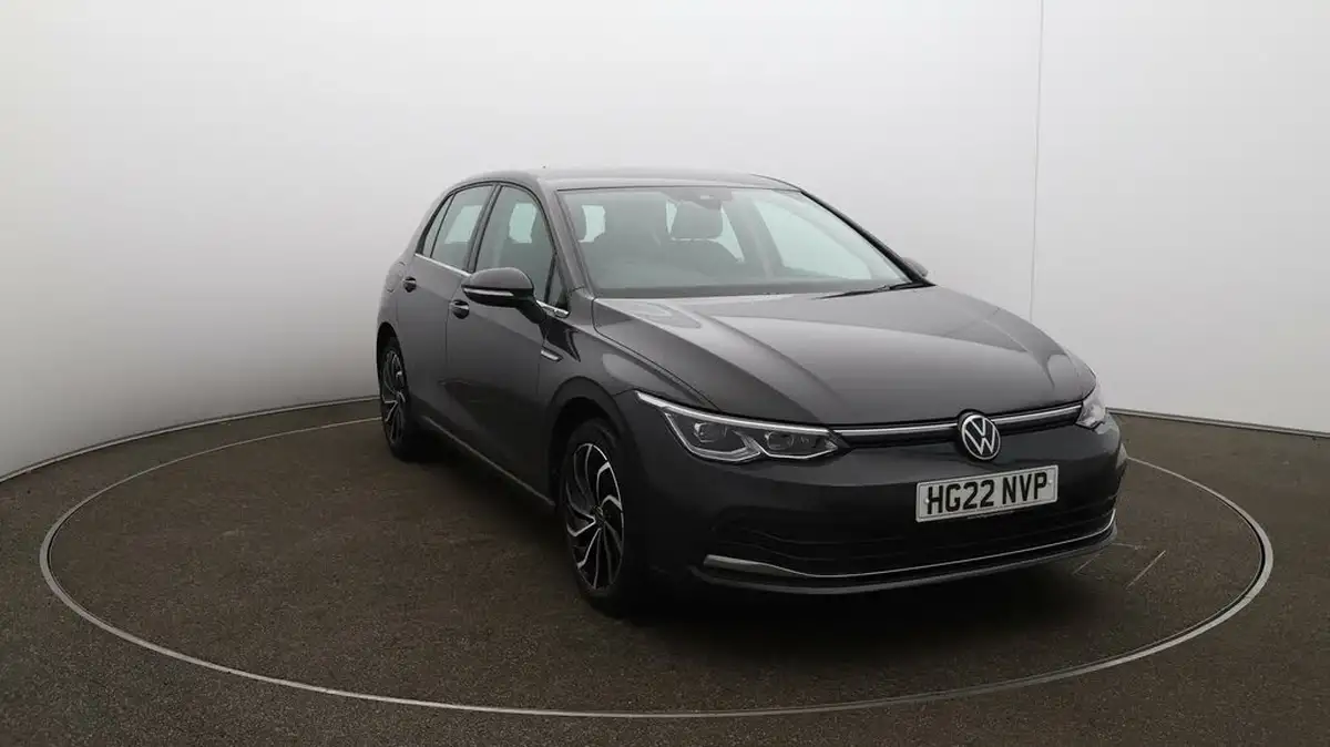 2022-volkswagen-golf-15-tsi-style-150ps-hatchback-big-34