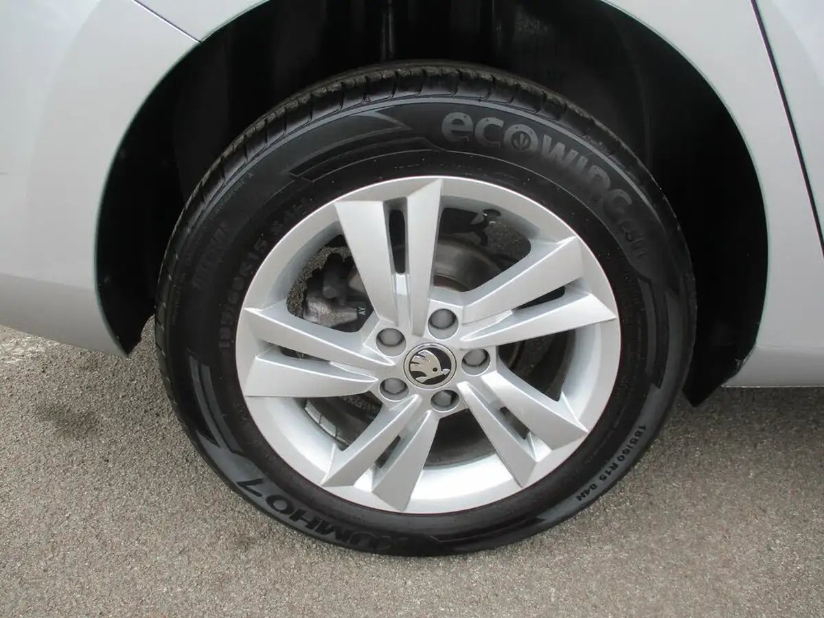 2022-skoda-fabia-10-tsi-se-dsg-big-32
