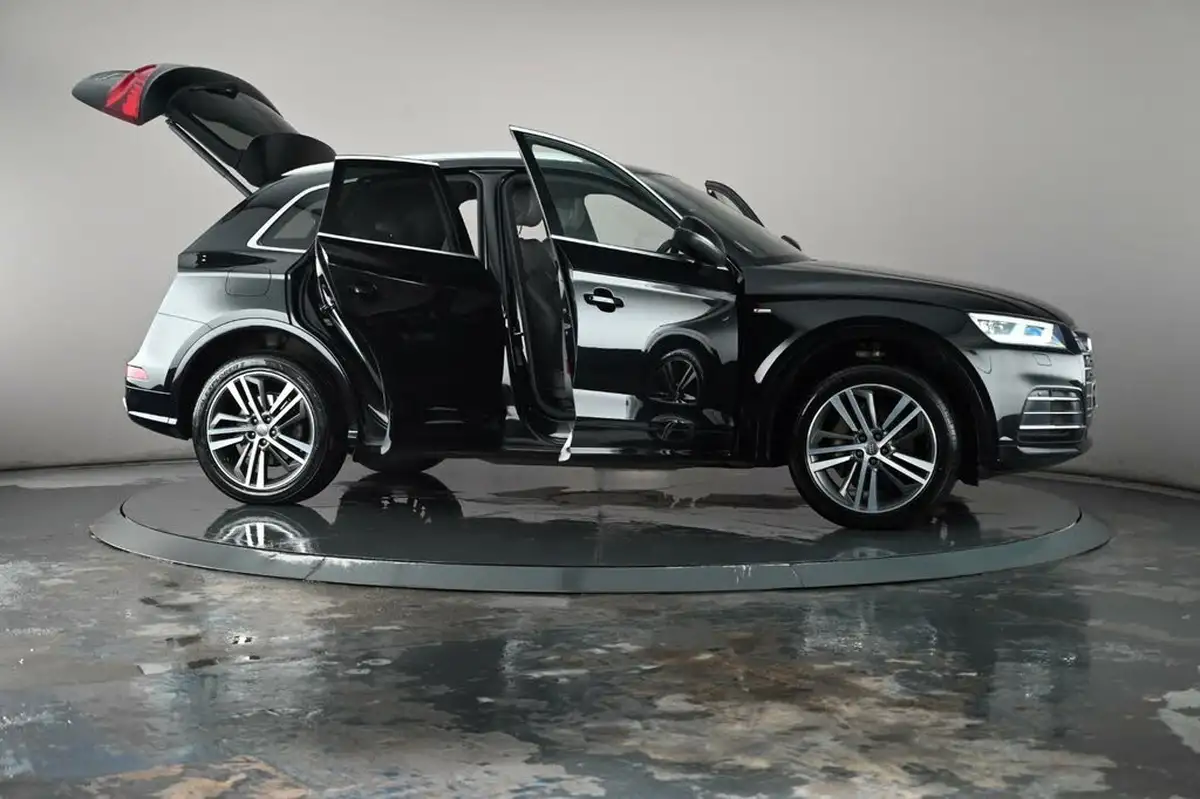 2020-audi-q5-20-55-tfsi-e-s-line-competition-big-58