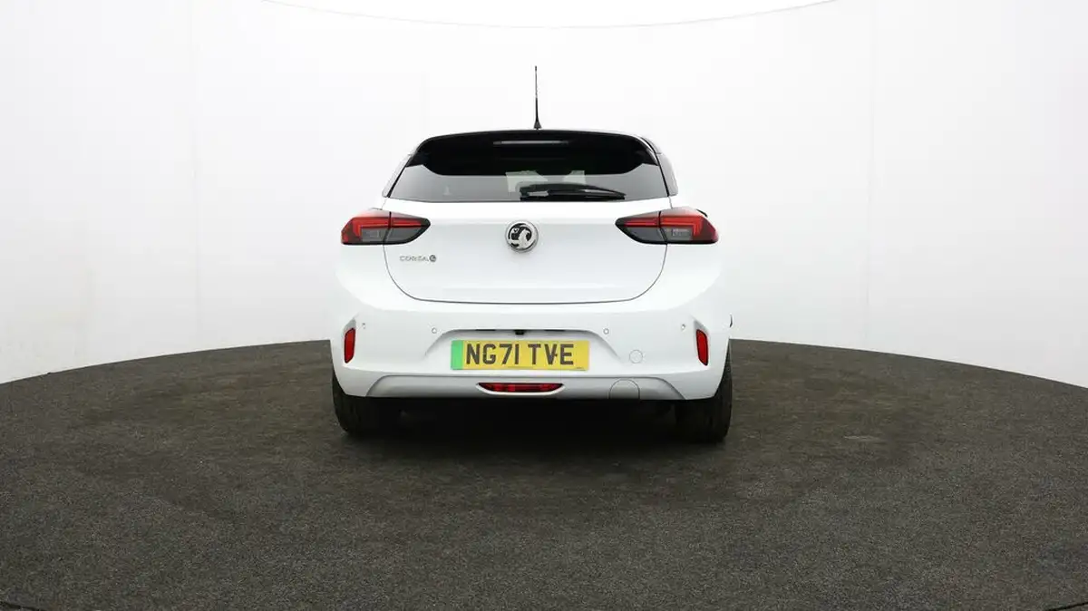2021-vauxhall-corsa-e-elite-premium-big-5