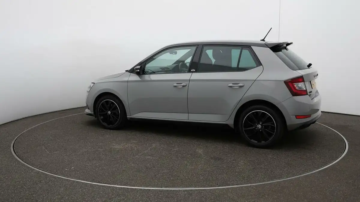 2021-skoda-fabia-10-tsi-monte-carlo-95ps-hatchback-dsg-big-40