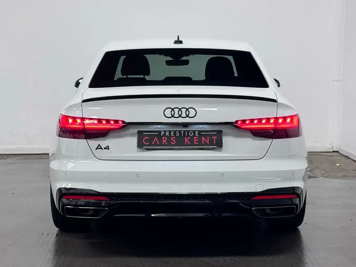 2023-audi-a4-20-40-tfsi-black-edition-big-5