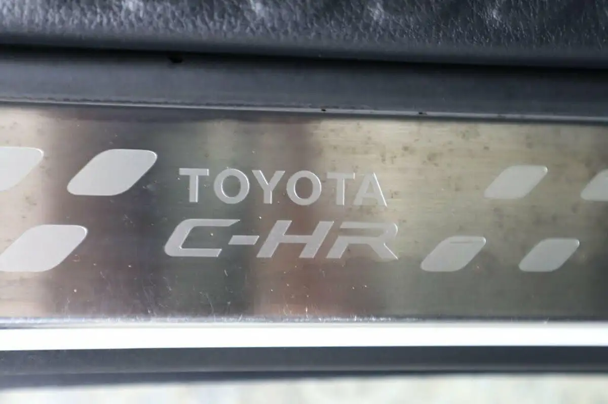 2022-toyota-c-hr-20-vvt-i-excel-big-49