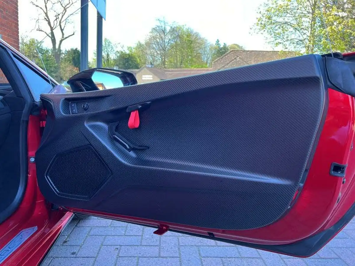 2022-lamborghini-huracan-52-evo-640ps-4wd-coupe-big-12