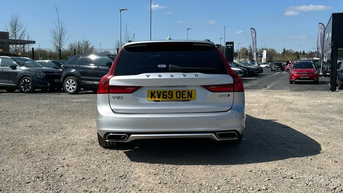 2019-volvo-v90-20td-d5-r-design-plus-big-12