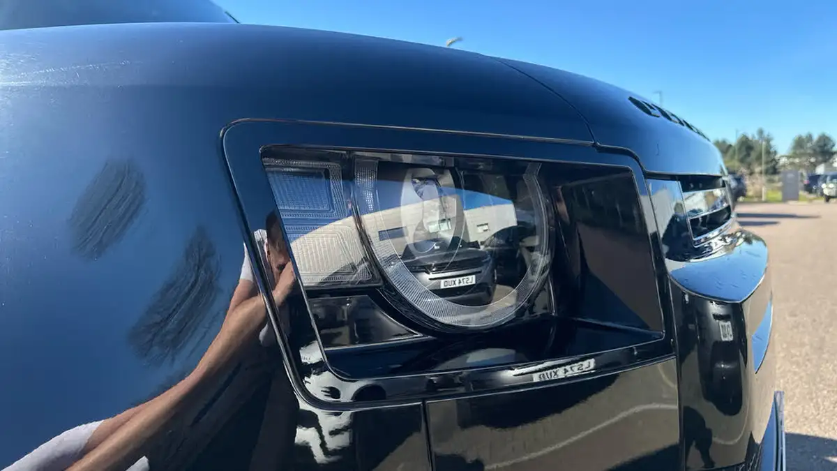 2022-land-rover-110-defender-20-p400e-x-dynamic-se-big-16