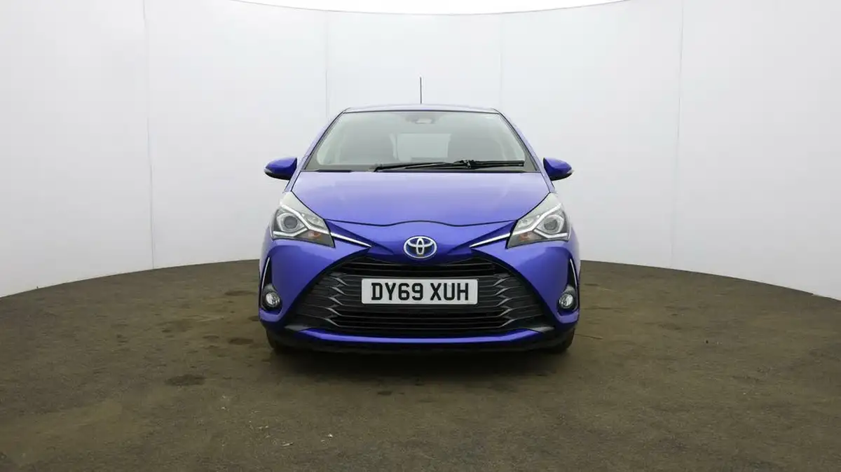 2020-toyota-yaris-15-vvt-i-y20-98bhp-hybrid-1497cc-e-cvt-big-43