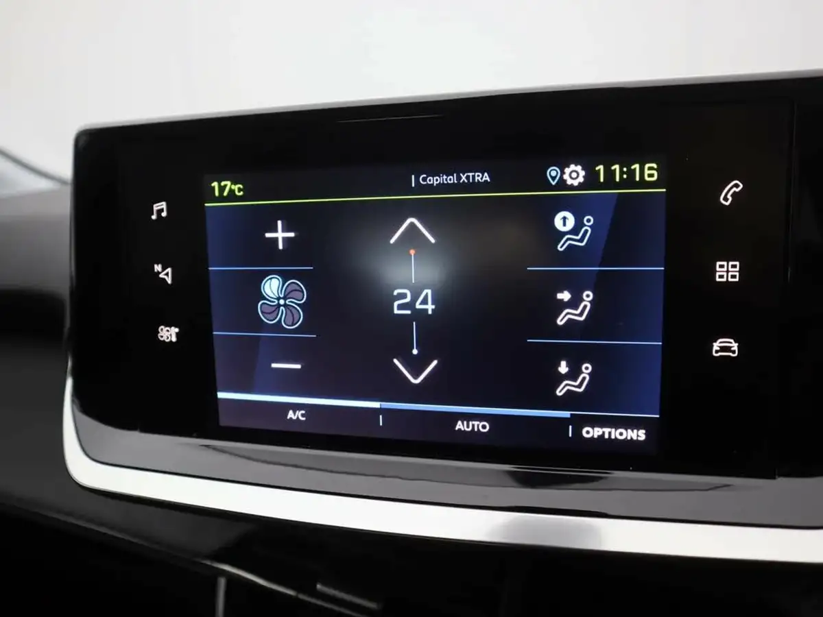 2022-peugeot-208-e-allure-premium-big-12