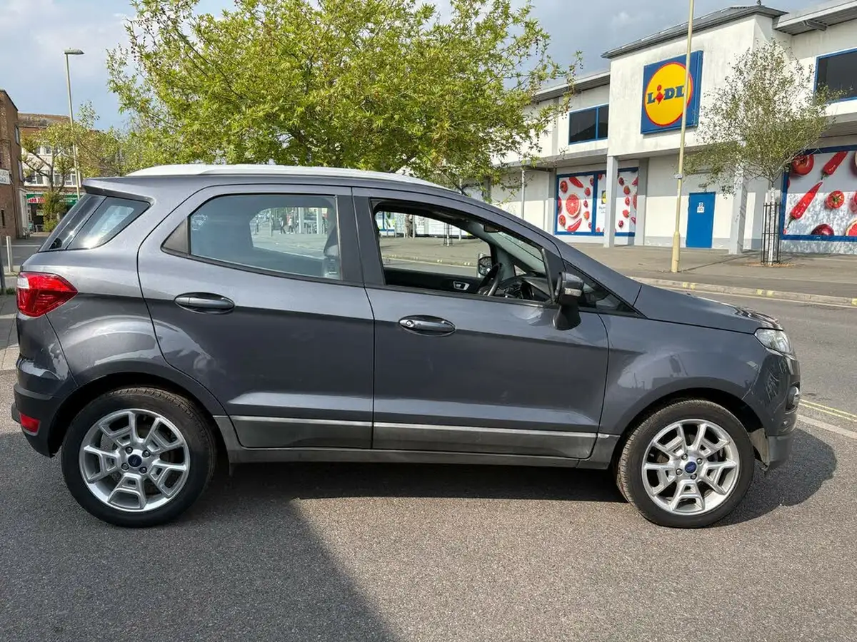 2017-ford-ecosport-10t-titanium-125ps-ss-big-6