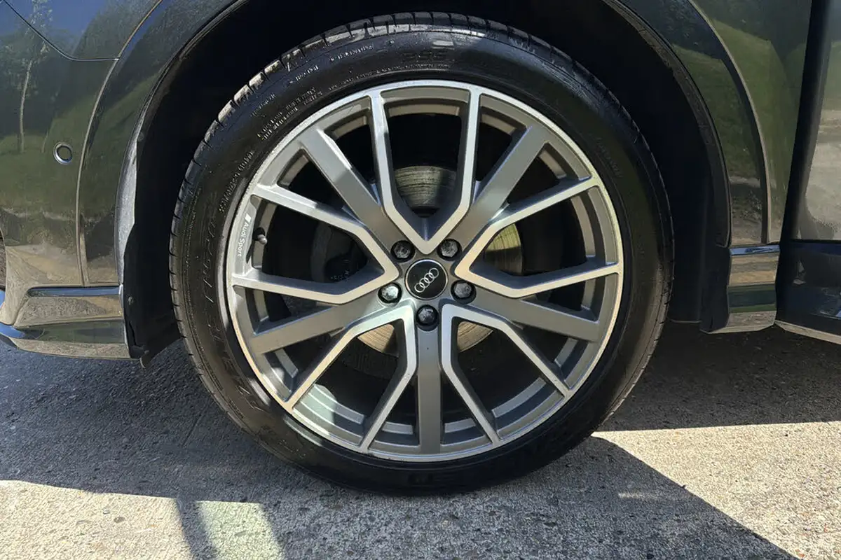 2019-audi-q3-20-35-tdi-vorsprung-station-wagon-big-26