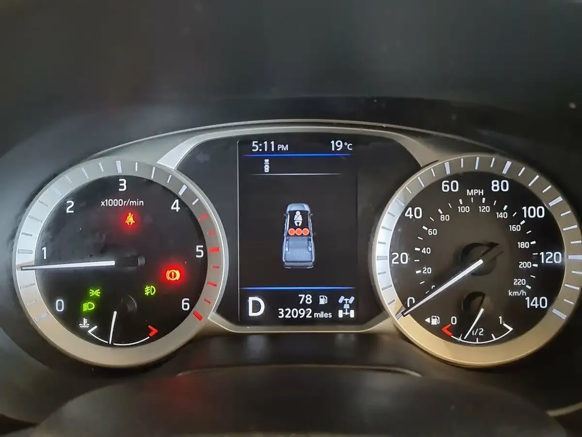 2021-nissan-navara-23dci-tt-n-guard-8-navileathersunroof-auto-big-24