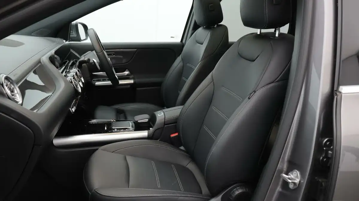 2022-mercedes-benz-gla-class-13-gla-250e-exclusive-edition-premium-plus-big-14