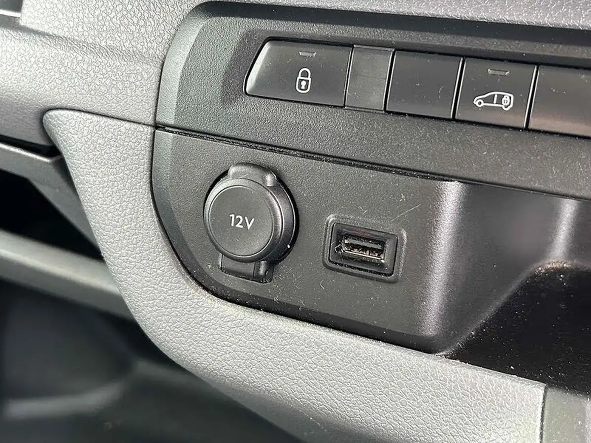 2022-vauxhall-vivaro-20td-3100-l2h1-sportive-big-31