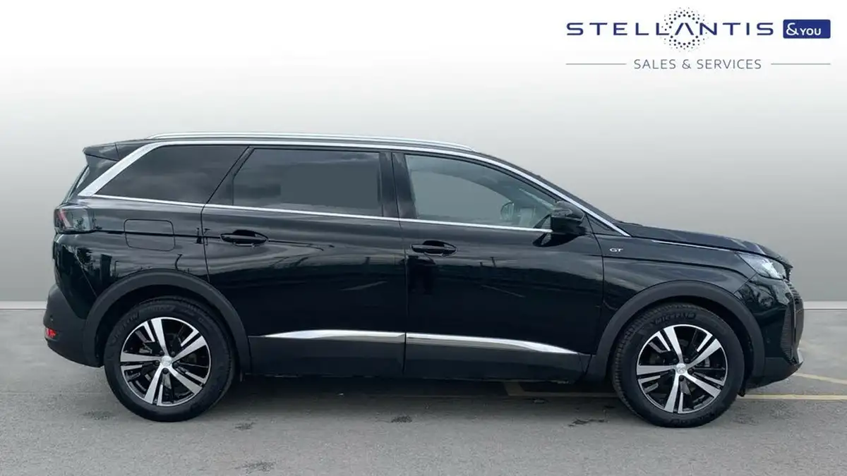 2024-peugeot-5008-suv-12-gt-134bhp-big-1