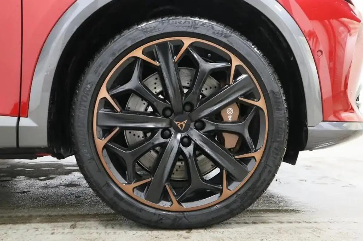 2024-cupra-formentor-20-tsi-vz3-310ps-4drive-big-3