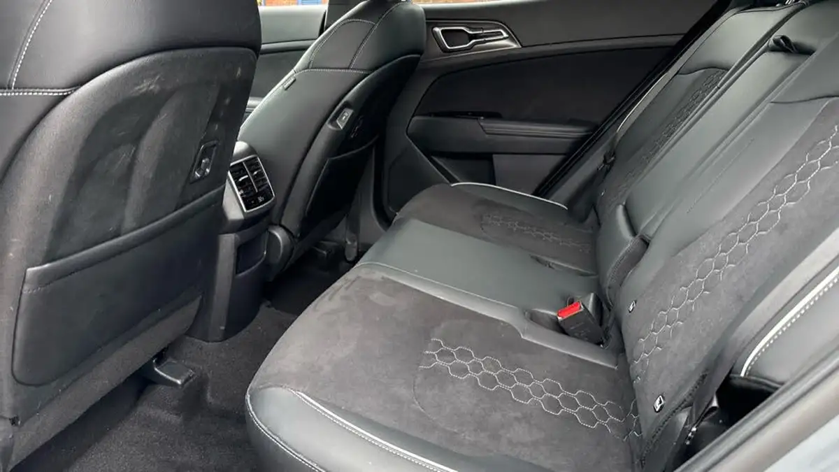 2024-kia-sportage-16-t-gdi-gt-line-157bhp-48v-dct-big-8