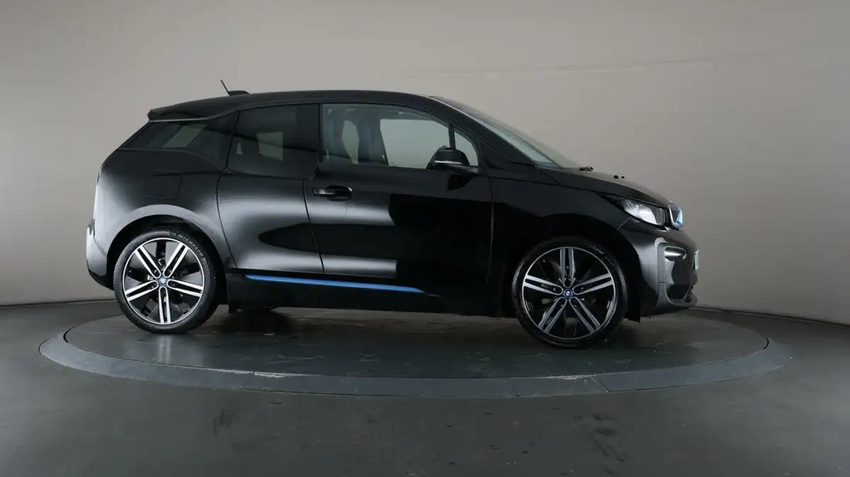 2022-bmw-i3-e-120-ah-big-51