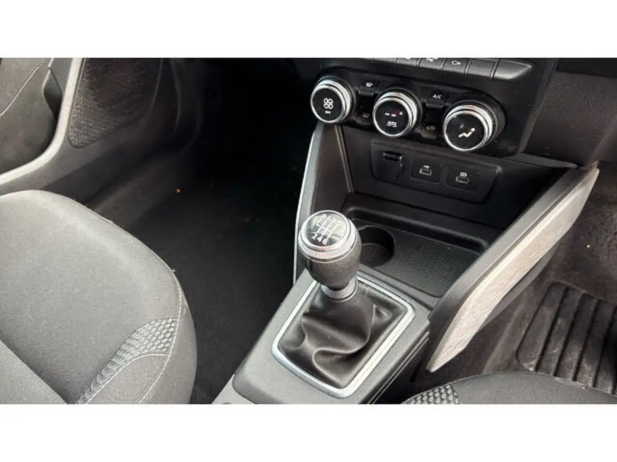 2021-dacia-duster-09-tce-prestige-big-12