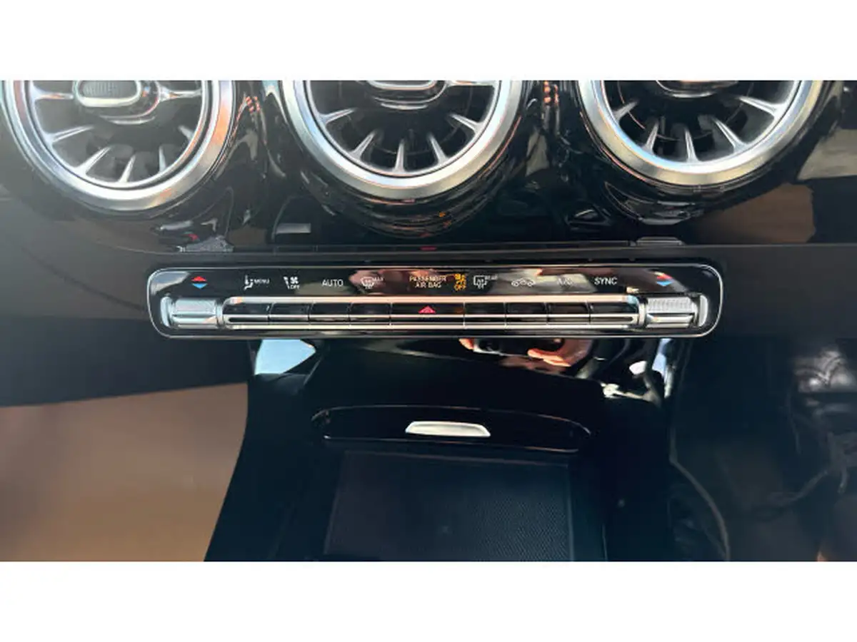 2022-mercedes-benz-a-class-13-a180-amg-line-premium-hatchback-5d-7g-dct-big-31