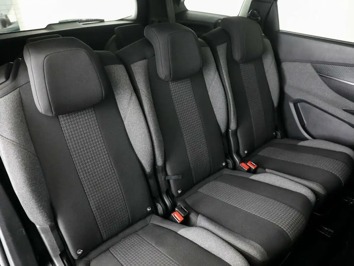 2021-peugeot-5008-suv-15-bluehdi-active-premium-big-29