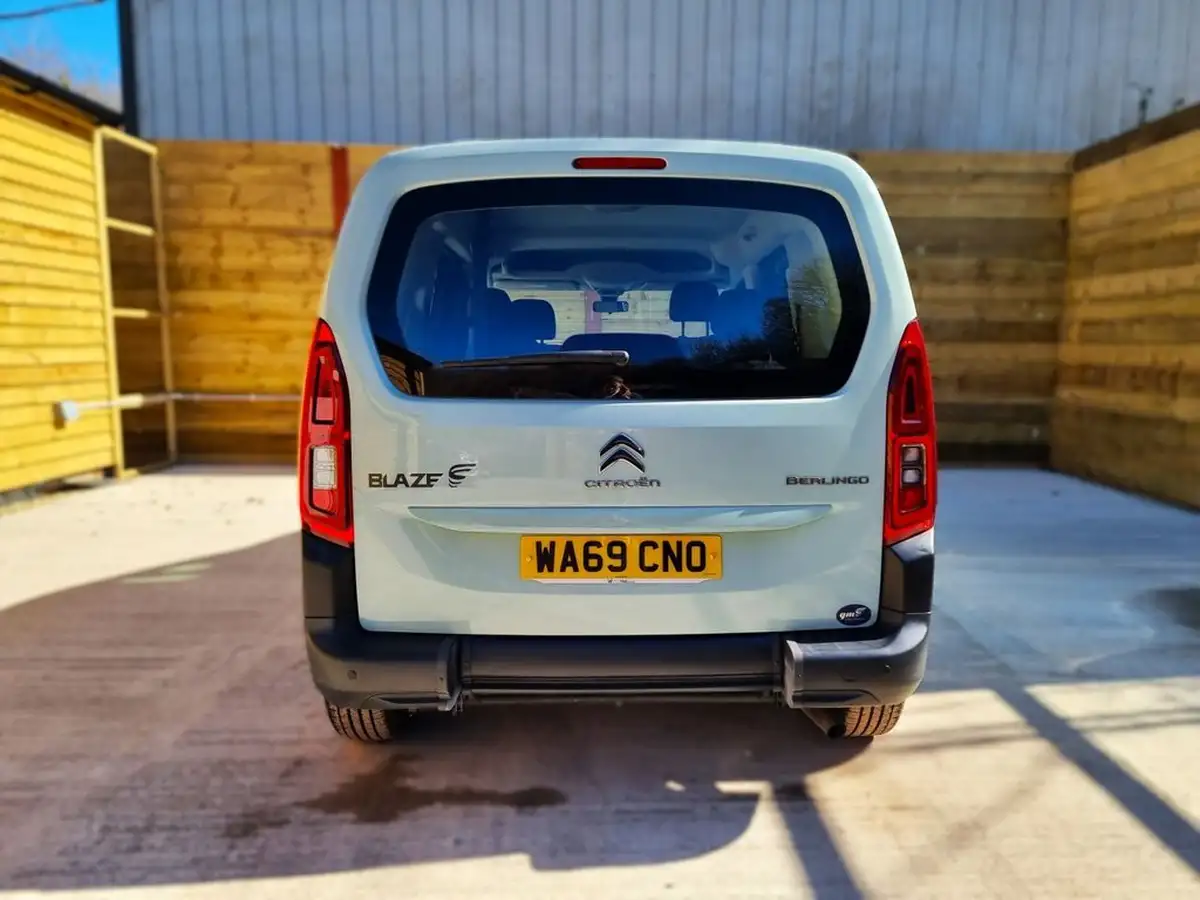 2020-citroen-berlingo-15bluehdi-feel-m-size-100ps-big-14