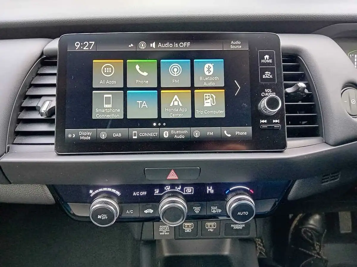 2022-honda-jazz-15-i-mmd-sr-109ps-big-24